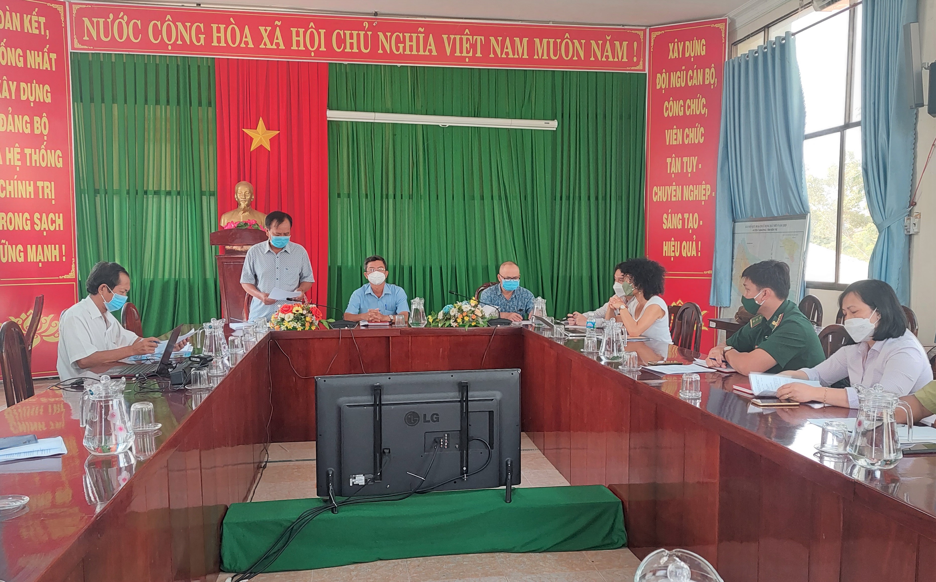 Đoàn thiết kế IFAD về dự án CM - FIM làm việc tại Thạnh Phú